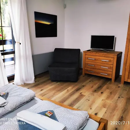 Mountains Vila Jensen Apartman